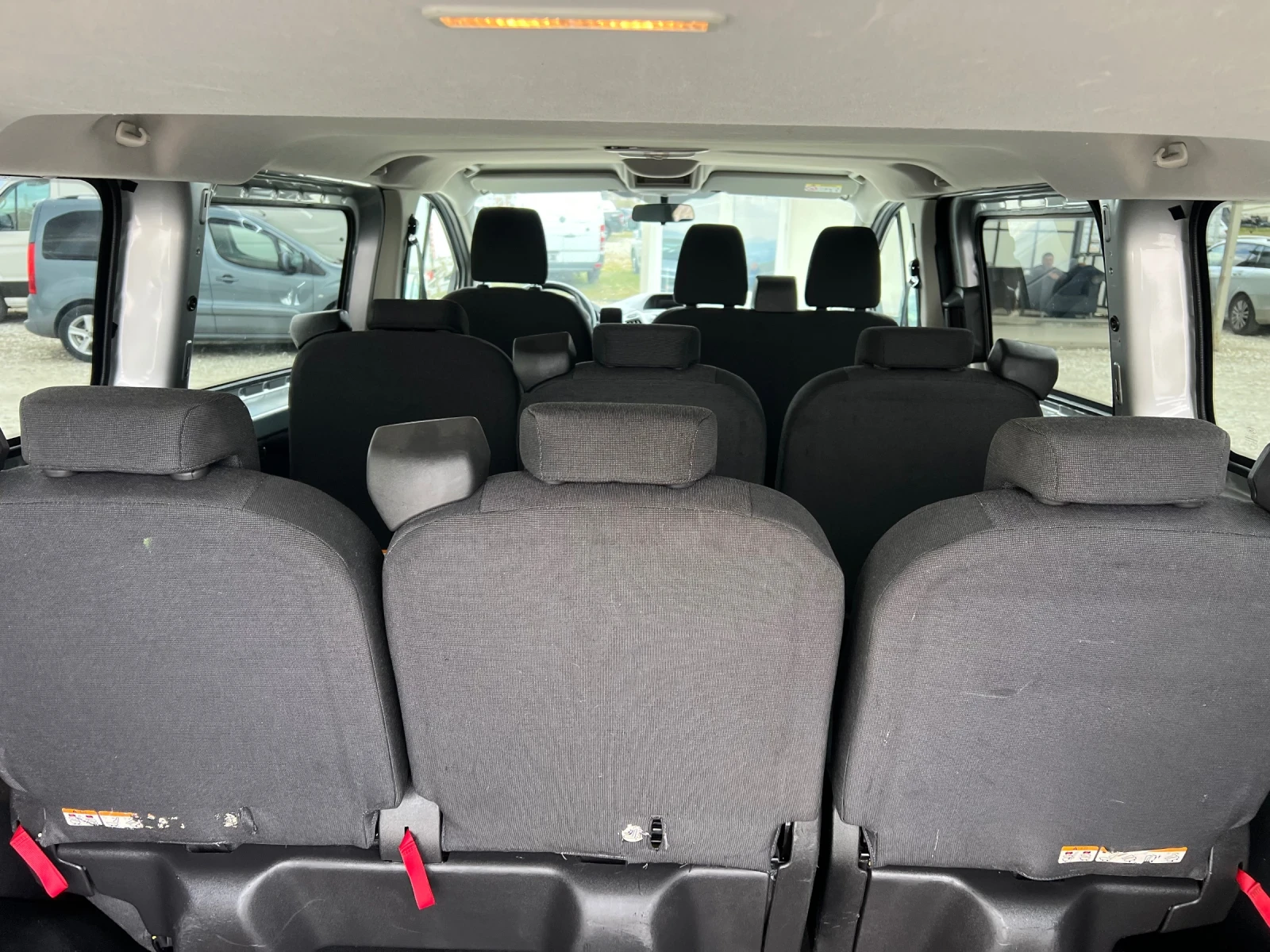 Ford Transit Custom 9 места Евро 6 В , снимка 14 - Бусове и автобуси - 53977813