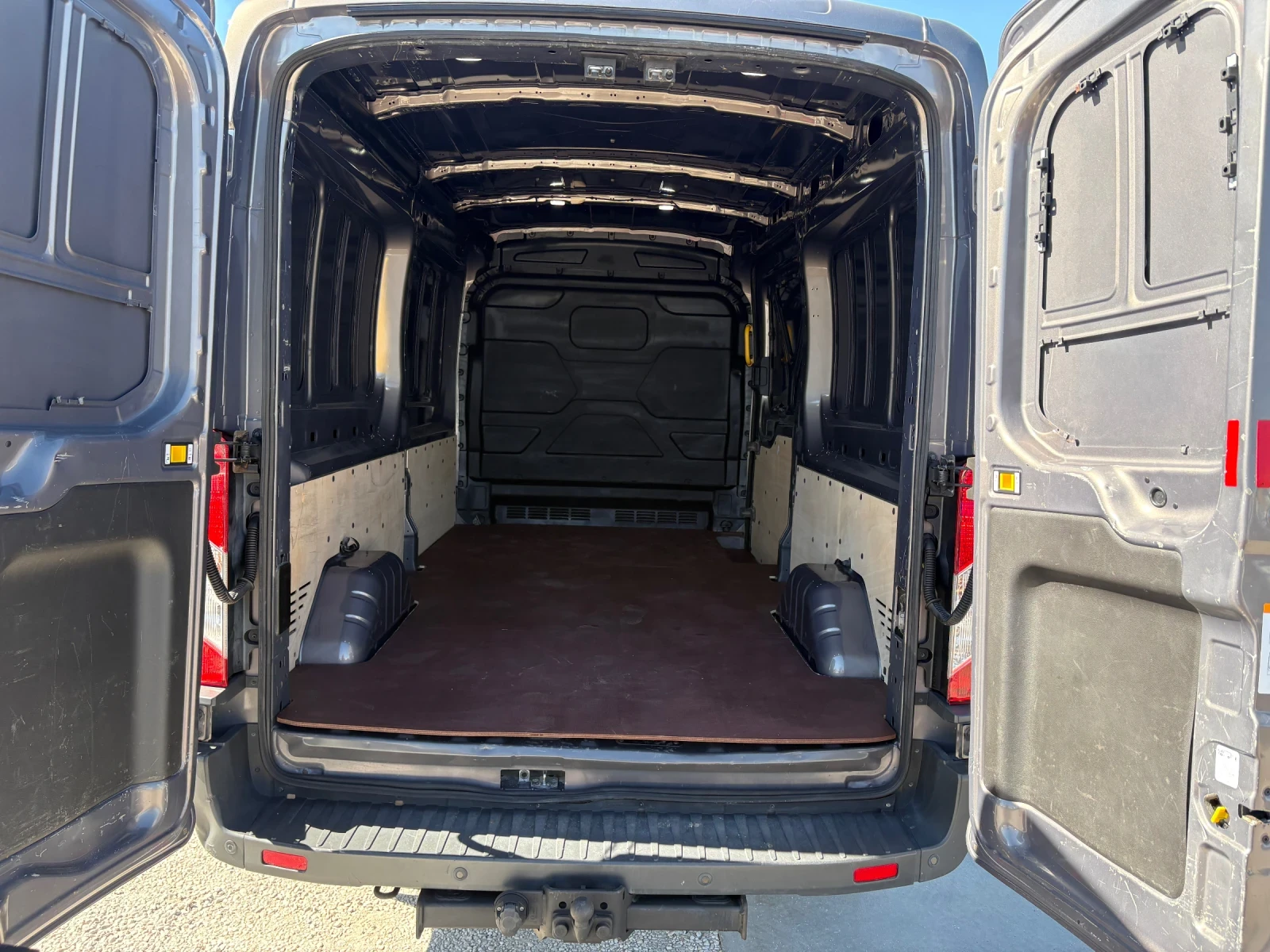 Ford Transit 2.2tdci-Klima-4x4, снимка 8 - Бусове и автобуси - 56372516