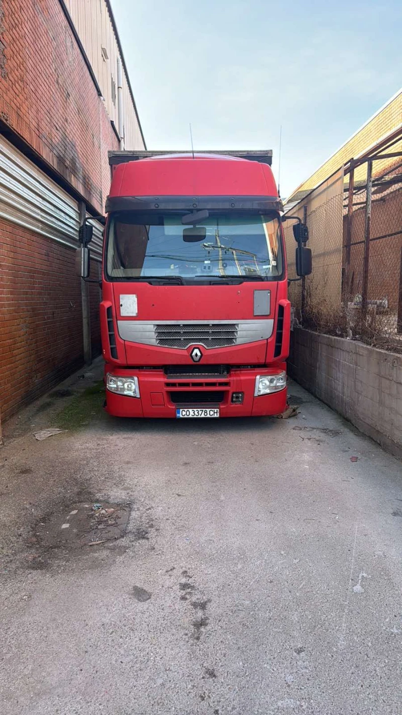 Renault Premium