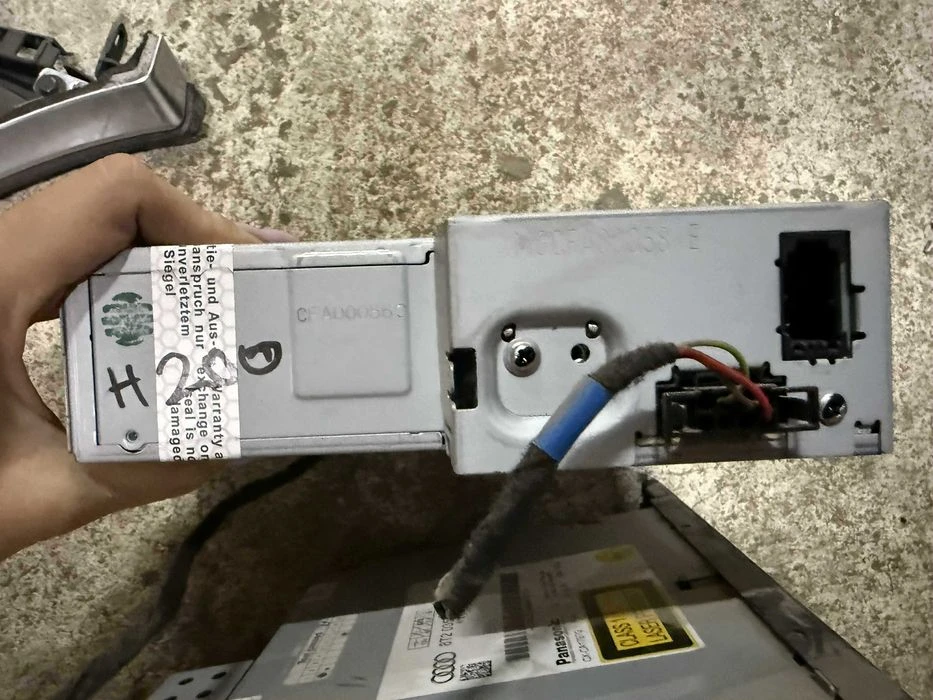 CD Чеинджър AUDI A4 A5 8T2035110 C ном 200
