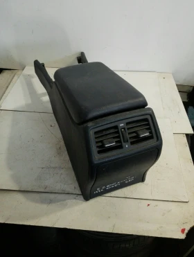 подлакътник Мерцедес Е200