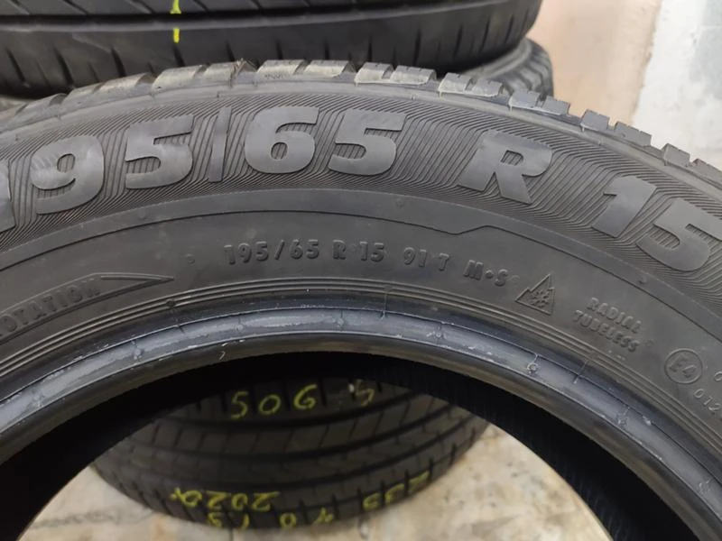 Гуми Зимни 195/65R15, снимка 9 - Гуми и джанти - 30170866