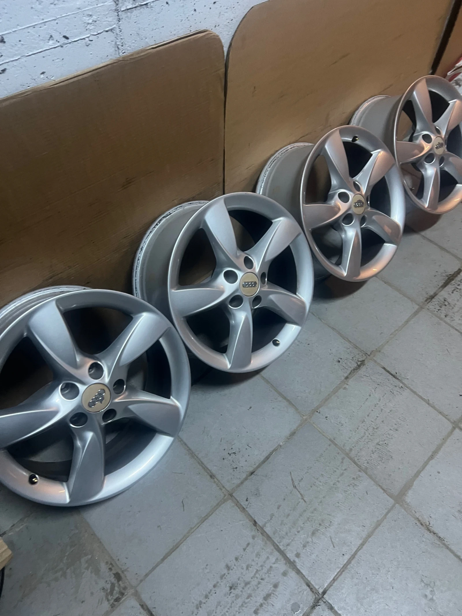 ������ | Mobile.bg � ����������� 6