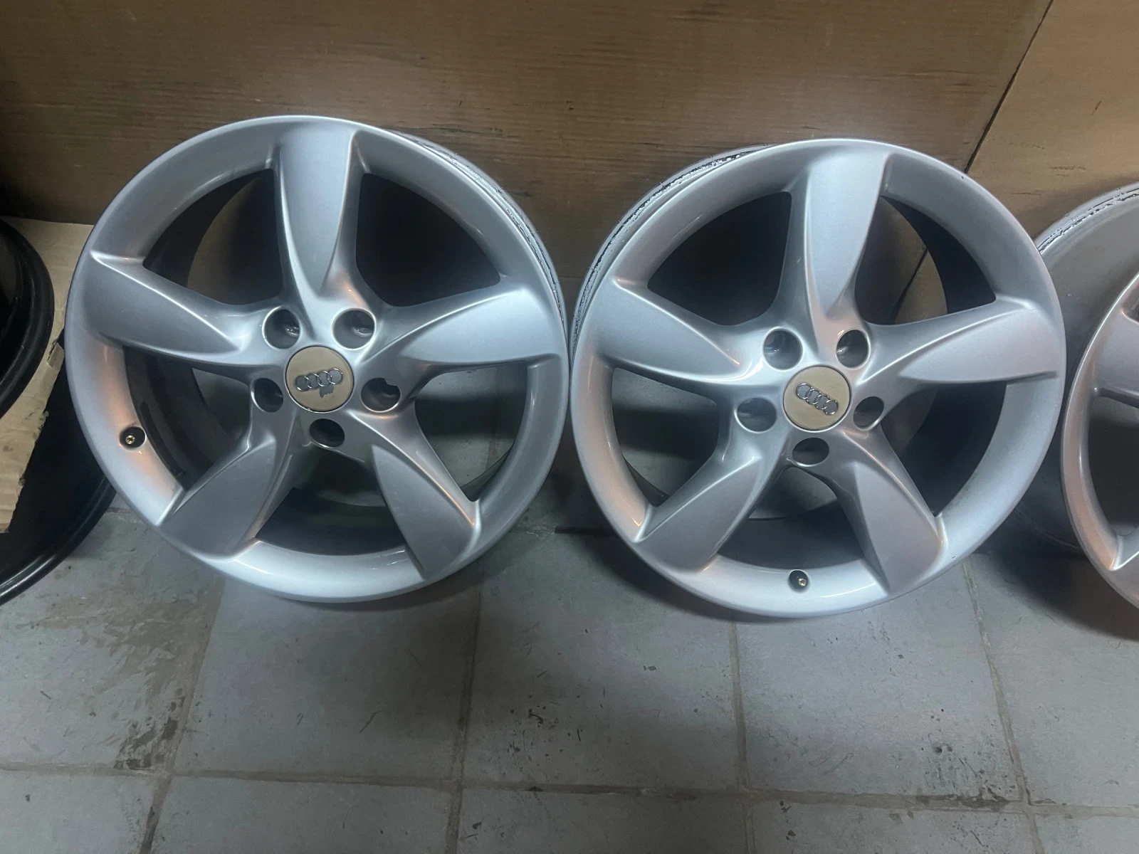 ������ | Mobile.bg � ����������� 3