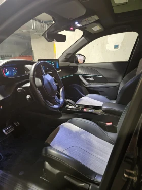 Peugeot 2008 GT 2008e 54kW 2022 Swiss , снимка 2
