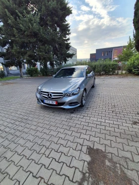 Mercedes-Benz E 220, снимка 2