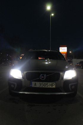 Volvo Xc70, снимка 10 - Автомобили и джипове - 44499958