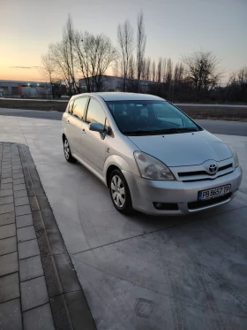 Toyota Corolla verso, снимка 1