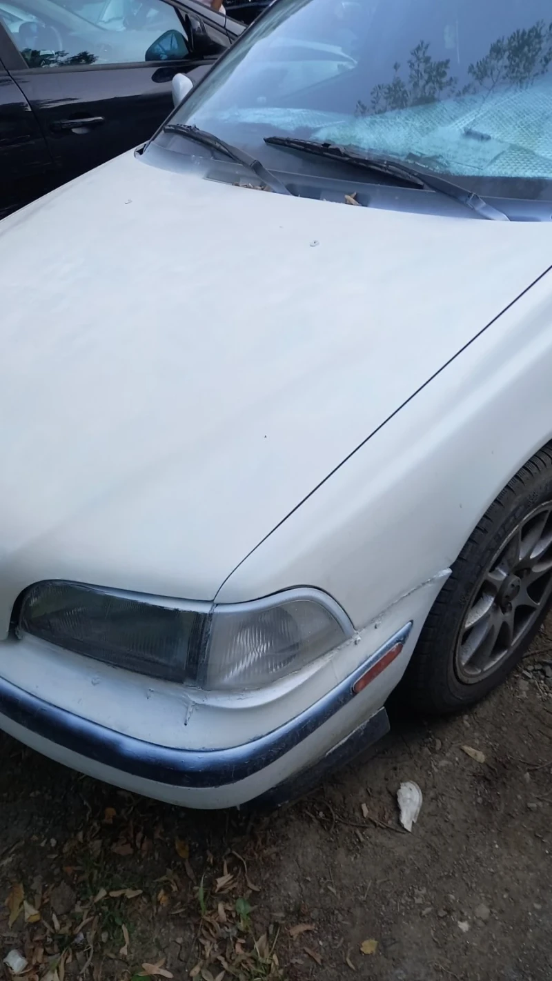 Volvo V40 1.9, снимка 14 - Автомобили и джипове - 43155982