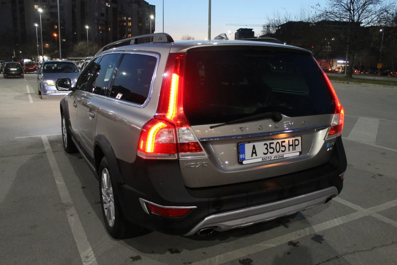 Volvo Xc70, снимка 11 - Автомобили и джипове - 46354298