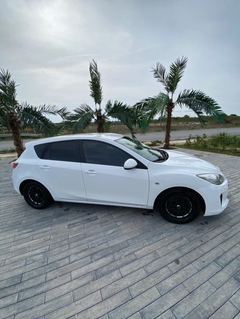 Mazda 3 MZR 2.2, снимка 2 - Автомобили и джипове - 47596180