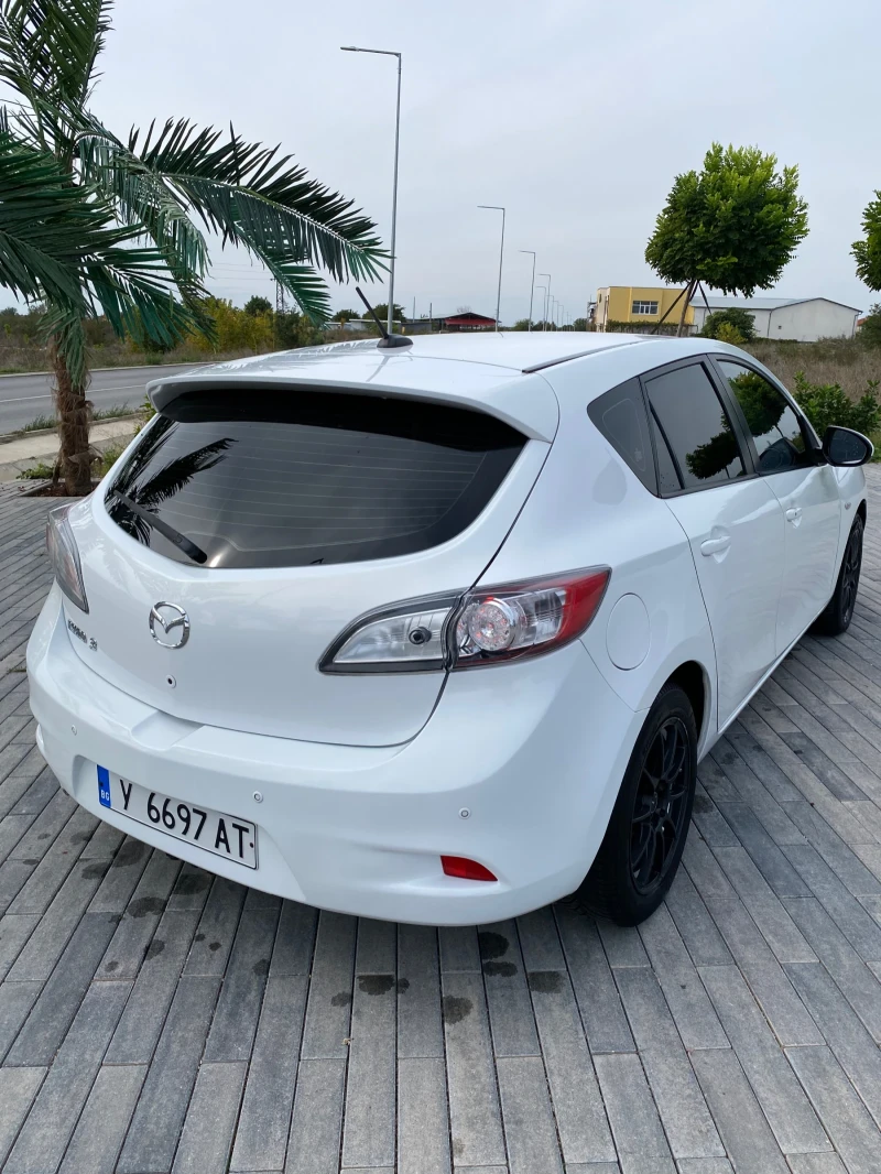 Mazda 3 MZR 2.2, снимка 4 - Автомобили и джипове - 48985568