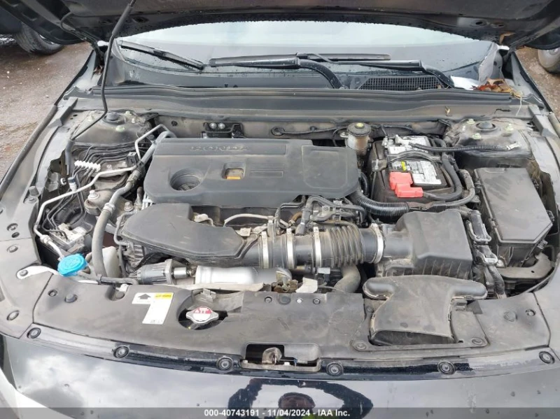 Honda Accord Touring 2.0T, снимка 13 - Автомобили и джипове - 48569653