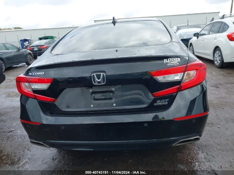 Honda Accord Touring 2.0T, снимка 6 - Автомобили и джипове - 48569653