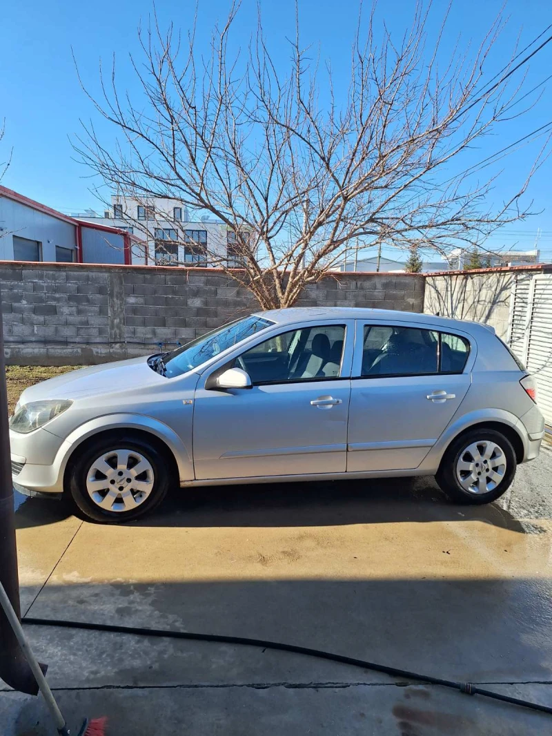 Opel Astra, снимка 5 - Автомобили и джипове - 48727715