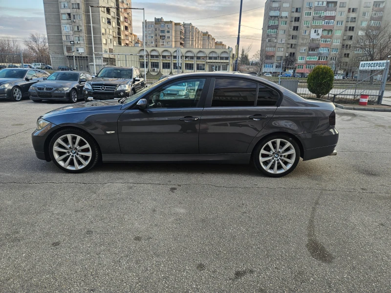 BMW 320 d-(163 Hp)-Navi, снимка 2 - Автомобили и джипове - 49348170