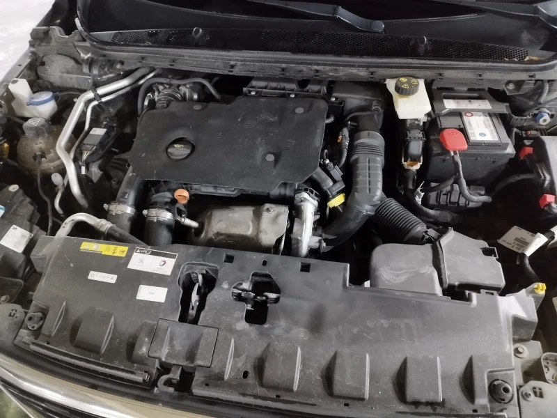 Peugeot 308 SW 1.5-130 EAT8-Усилена  газоразпр.верига, снимка 4 - Автомобили и джипове - 52392508