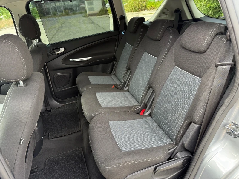Ford S-Max 1.6 SCTi / 7 МЕСТА, снимка 12 - Автомобили и джипове - 51737320