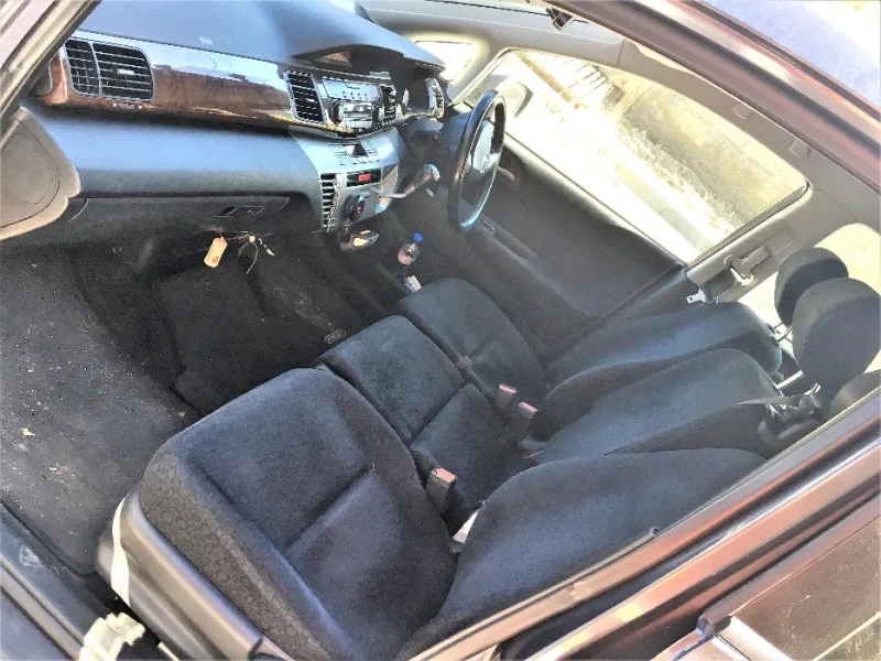 Honda Fr-v, снимка 6 - Автомобили и джипове - 51768262