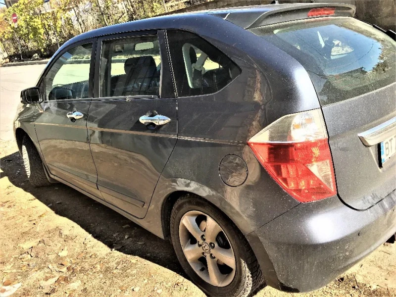 Honda Fr-v, снимка 4 - Автомобили и джипове - 51768262