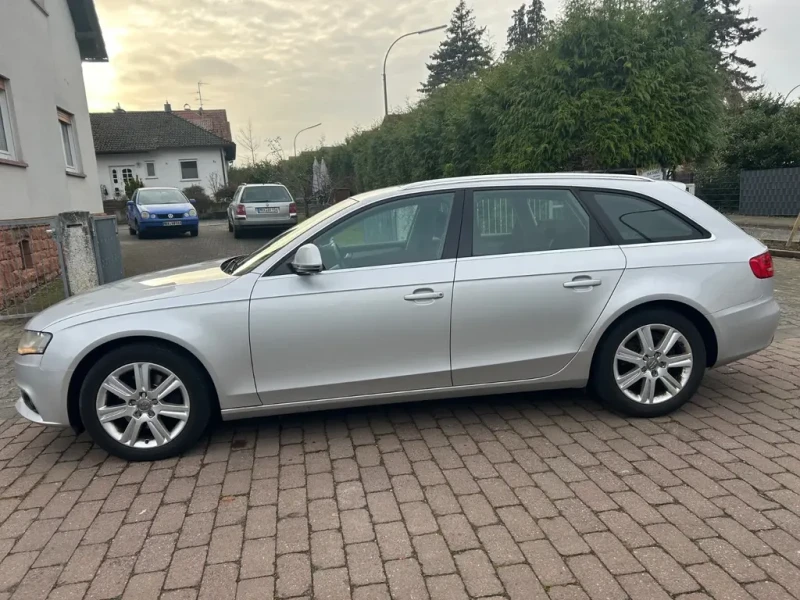 Audi A4 1.8 бензин 160 к.с, Комби, Отлично състояние , снимка 7 - Автомобили и джипове - 52820748