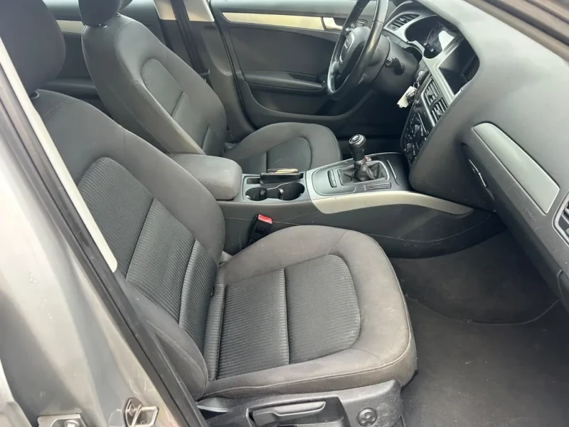 Audi A4 1.8 бензин 160 к.с, Комби, Отлично състояние , снимка 10 - Автомобили и джипове - 52820748