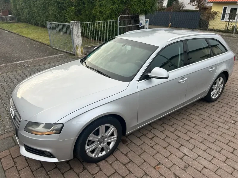 Audi A4 1.8 бензин 160 к.с, Комби, Отлично състояние , снимка 4 - Автомобили и джипове - 52820748