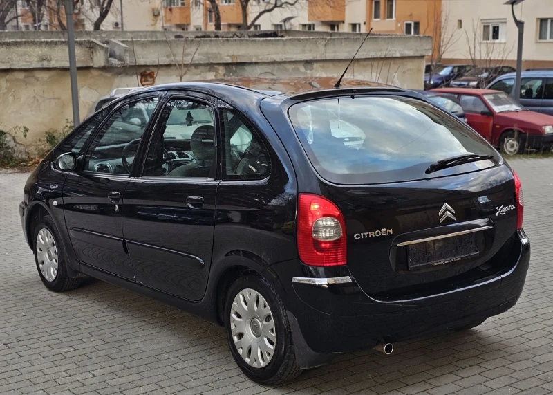 Citroen Xsara picasso 1.6i* FACELIFT, снимка 4 - Автомобили и джипове - 52972740