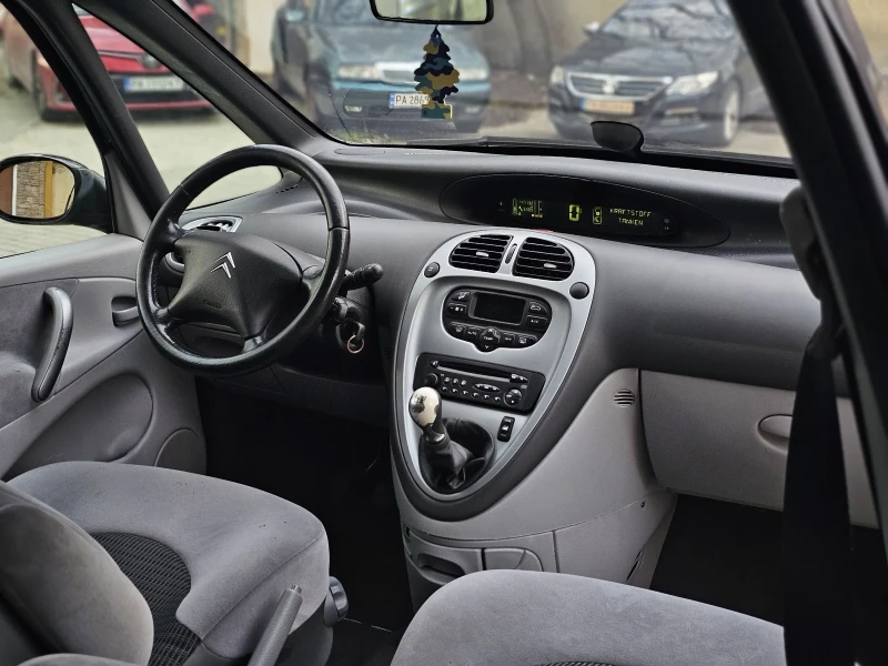 Citroen Xsara picasso 1.6i* FACELIFT, снимка 7 - Автомобили и джипове - 52972740