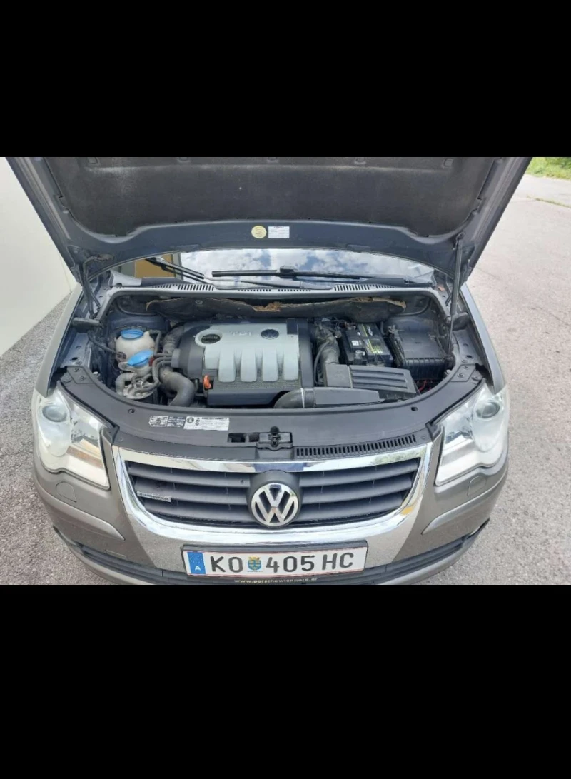 VW Touran Facelift , снимка 17 - Автомобили и джипове - 53308328
