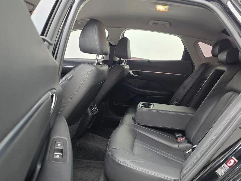 Hyundai Sonata 2.0 Automatic, снимка 16 - Автомобили и джипове - 55658595