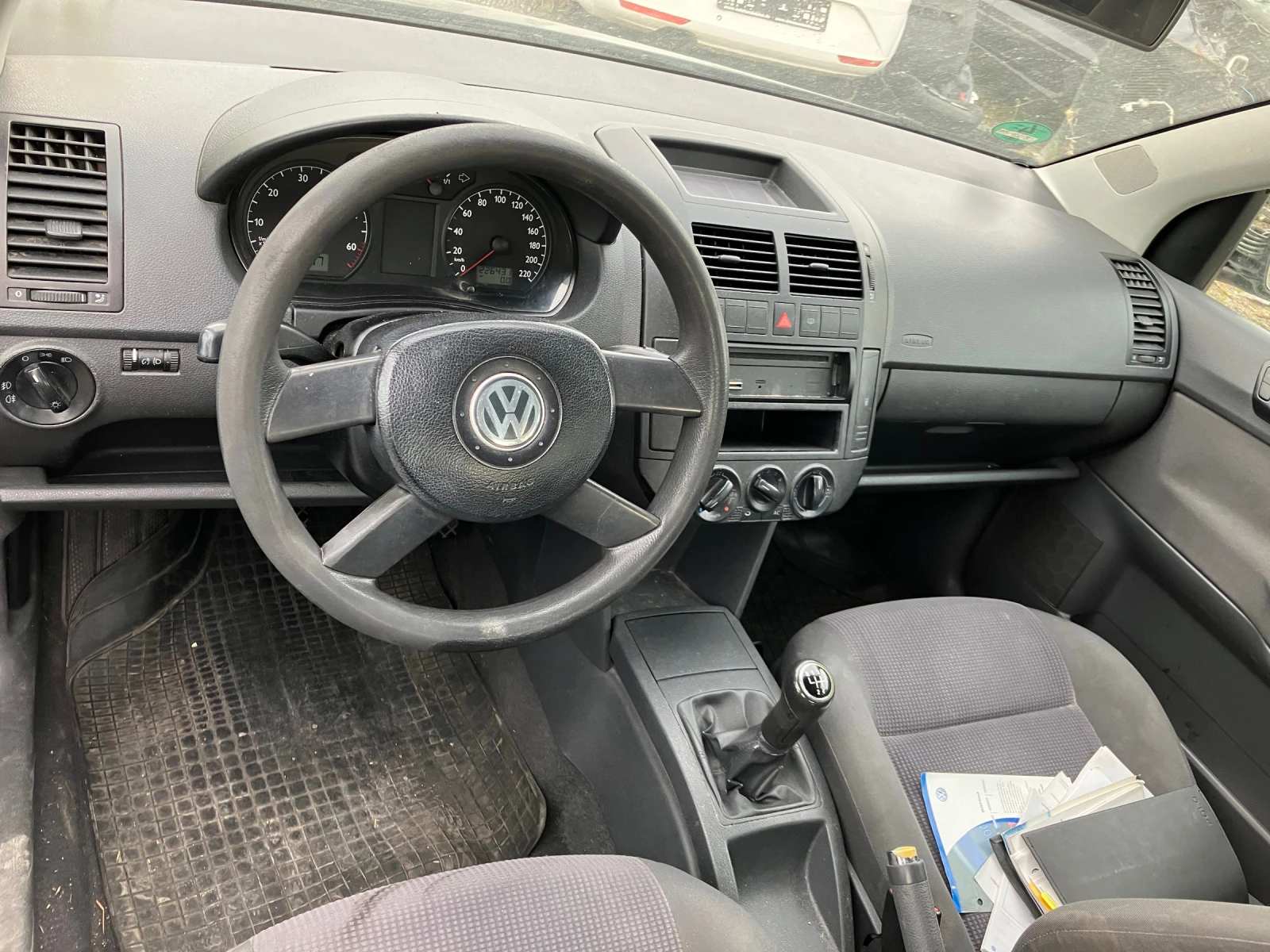 VW Polo 1.4i - изображение 4