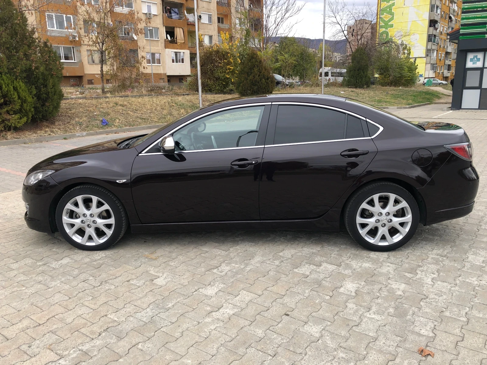 Mazda 6 2.0d Обслужена! Закупена от България! - изображение 8