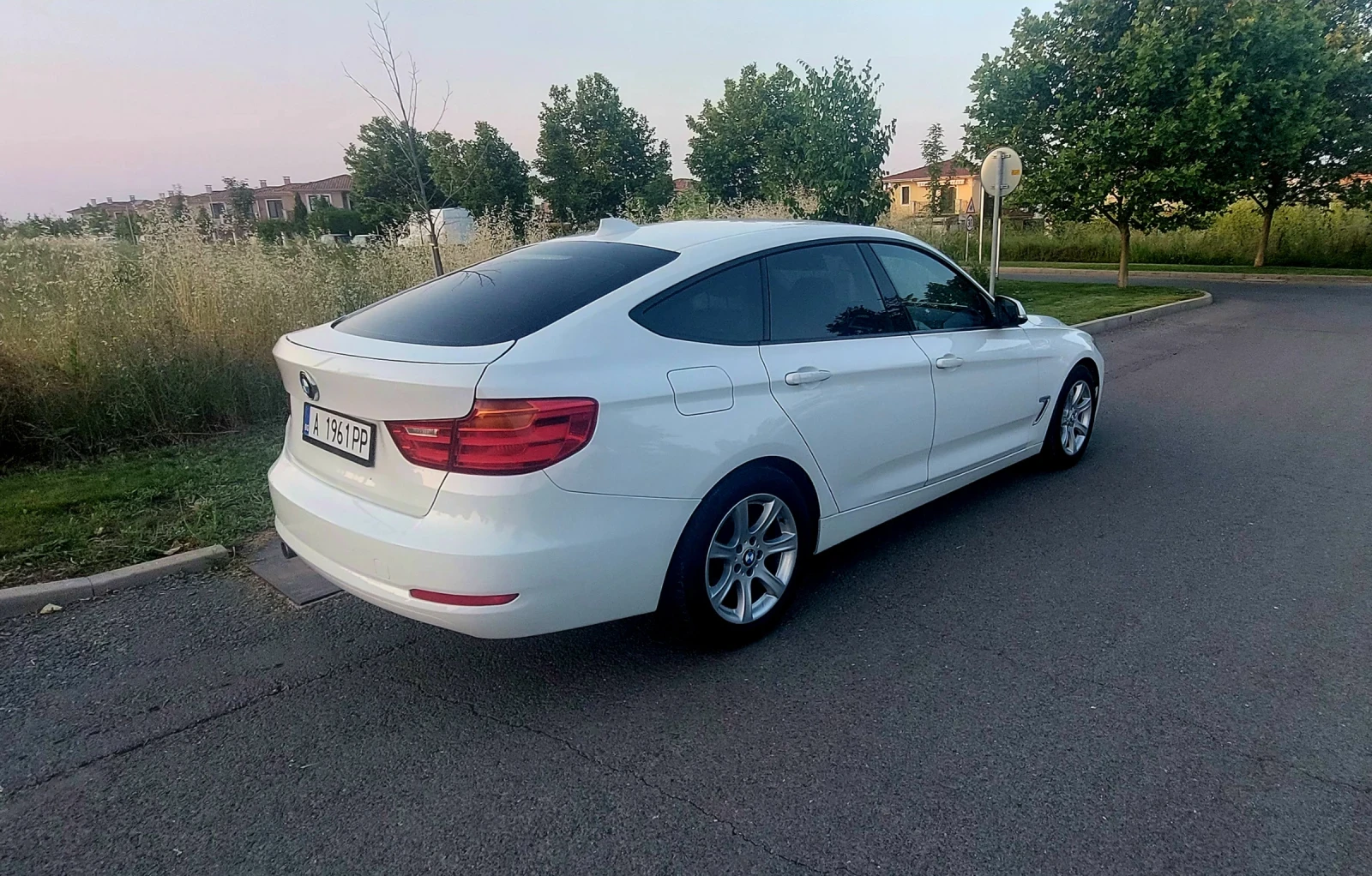 BMW 3gt 318GT - изображение 9