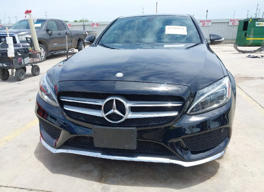 Mercedes-Benz C 300 4Matic* Luxury* ПОДГРЕВИ* Burmester - изображение 9