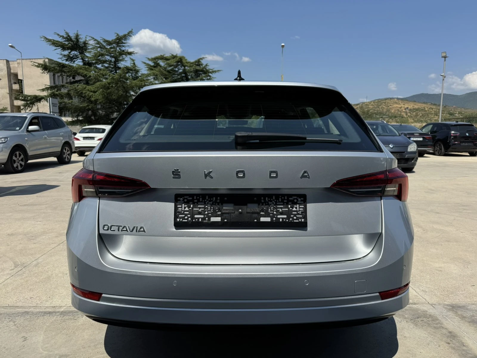 Skoda Octavia 2.0* 116* 6ск* 145хл.км* VIRTUAL* НАВИ* DISTRONIC - изображение 4