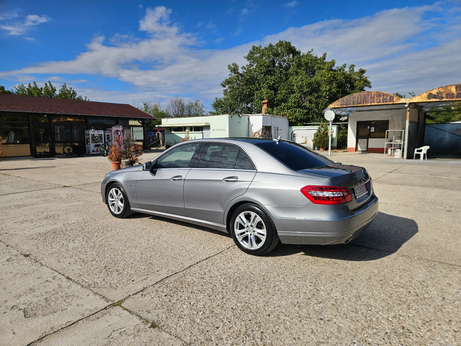 Mercedes-Benz E 350 Avantgarde - изображение 4