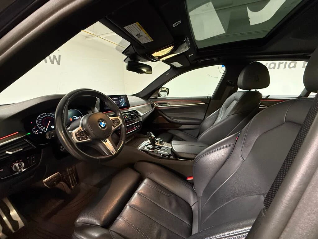 BMW 530 M-Package * CARFAX * АвтоКредит * (ЦЕНА ДО БГ) - изображение 7