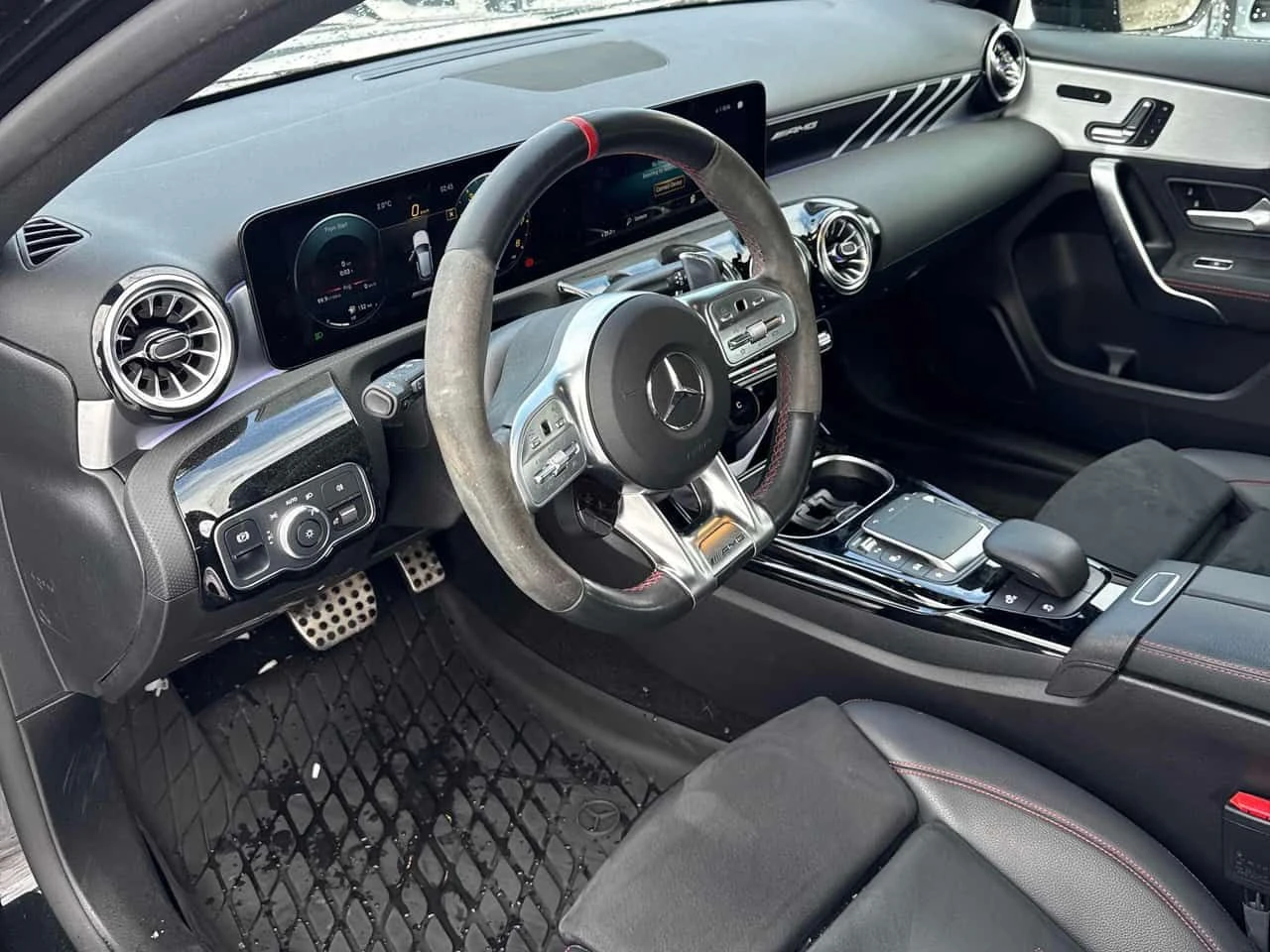 Mercedes-Benz A 35 * AMG * CARFAX * ДИСТРОНИК * ПОДГРЕВ * ШИБИДАХ - изображение 5