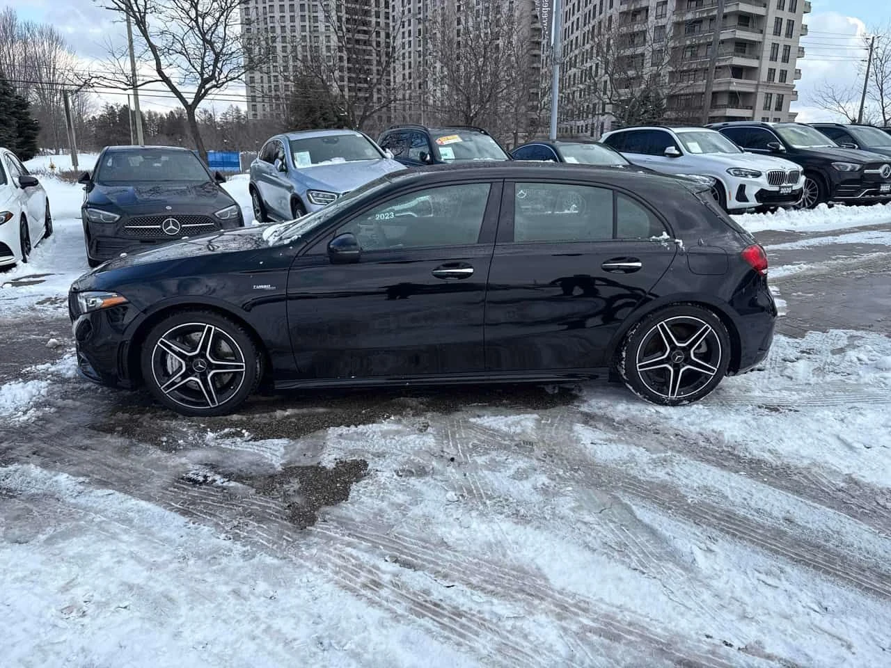 Mercedes-Benz A 35 * AMG * CARFAX * ДИСТРОНИК * ПОДГРЕВ * ШИБИДАХ - изображение 2