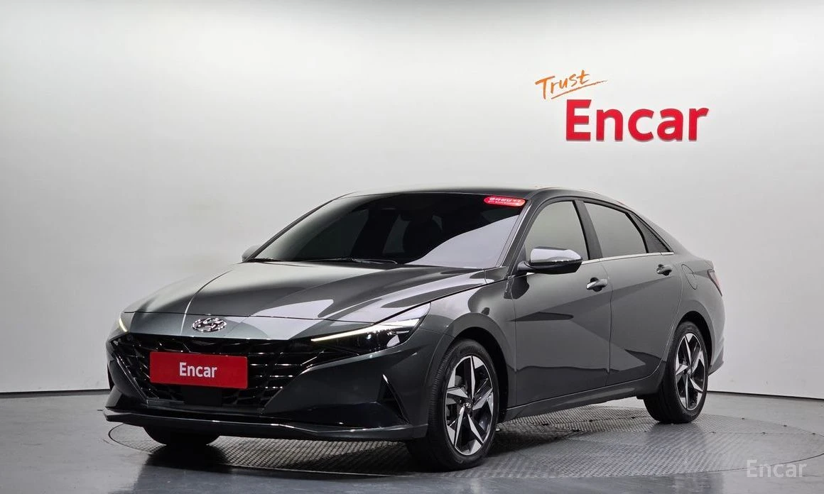 Hyundai Elantra, снимка 11 - Автомобили и джипове - 54076666