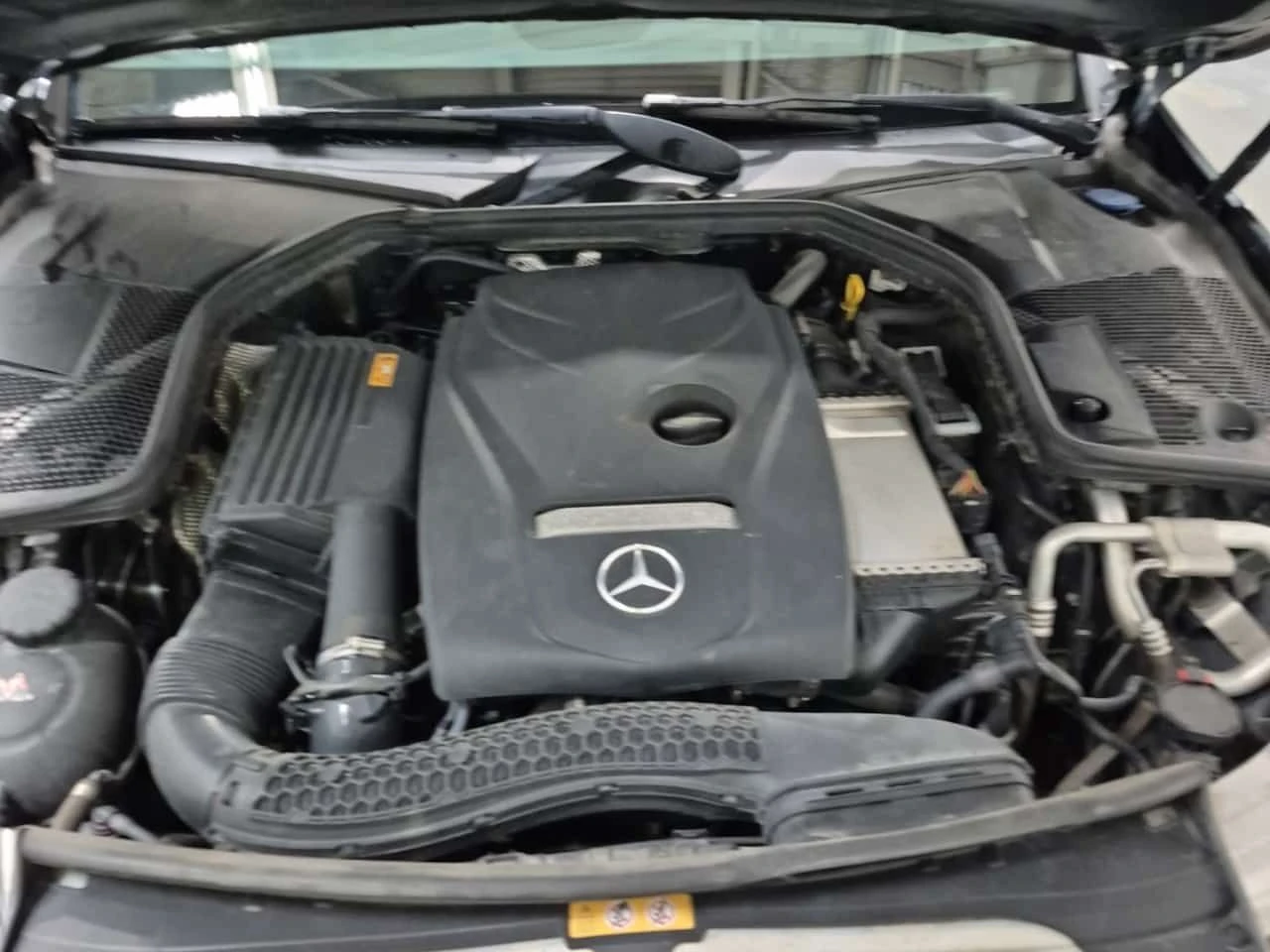 Mercedes-Benz C 300 ПОДГРЕВИ * ШИБИДАХ * KEYLESS * CARFAX * , снимка 15 - Автомобили и джипове - 54231546