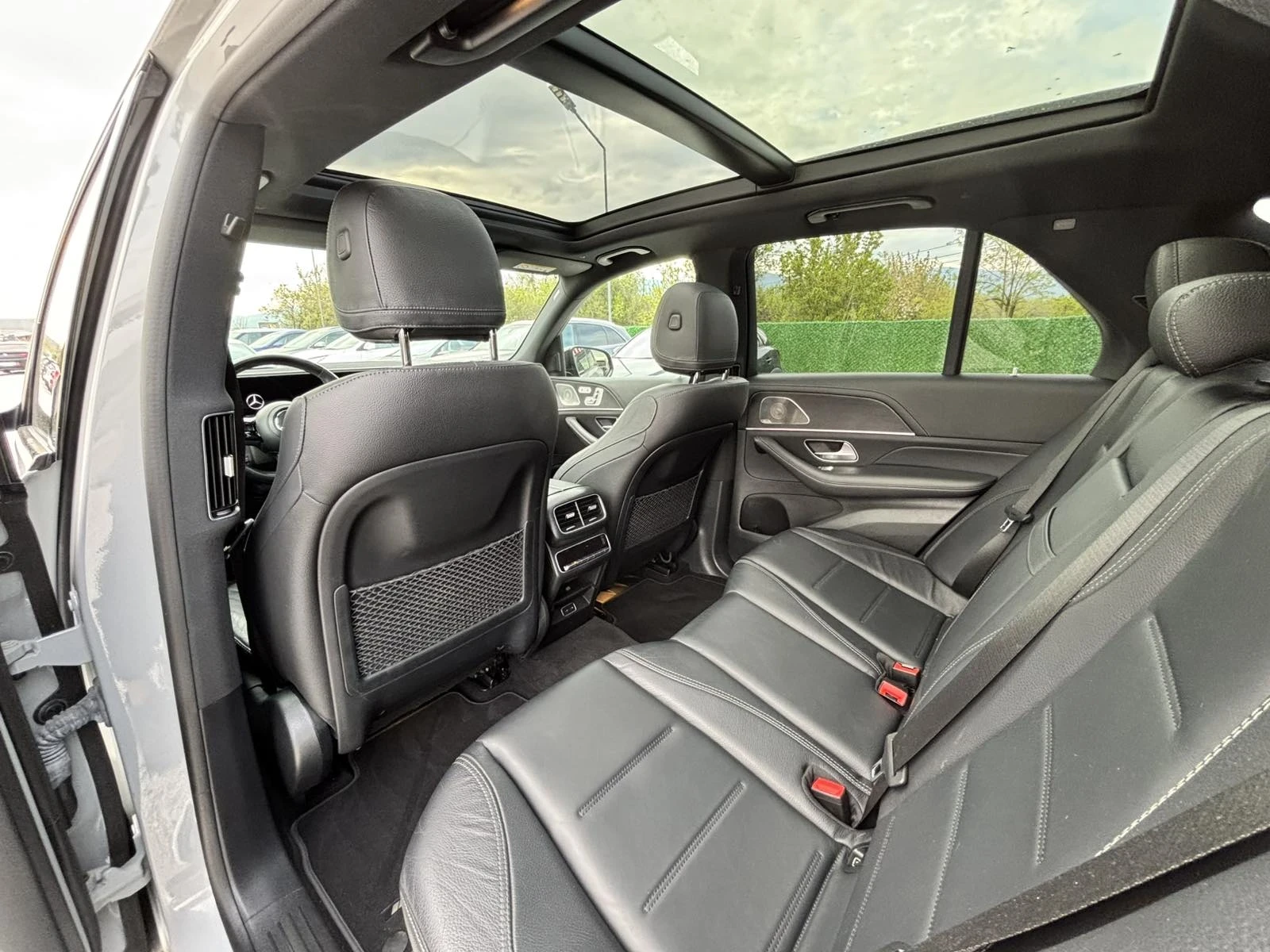 Mercedes-Benz GLE 450 AMG 450D/AMG/MANUFACTUR/4 MATIK/MAXX FULL, снимка 9 - Автомобили и джипове - 54511961