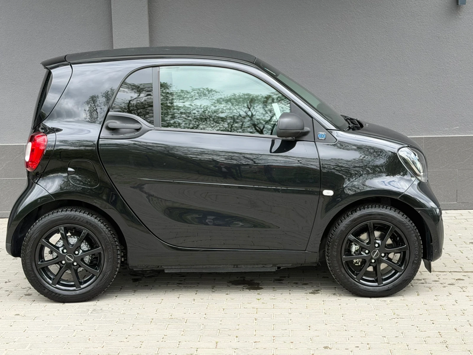 Smart Fortwo EQ 6600 км, снимка 2 - Автомобили и джипове - 54550718