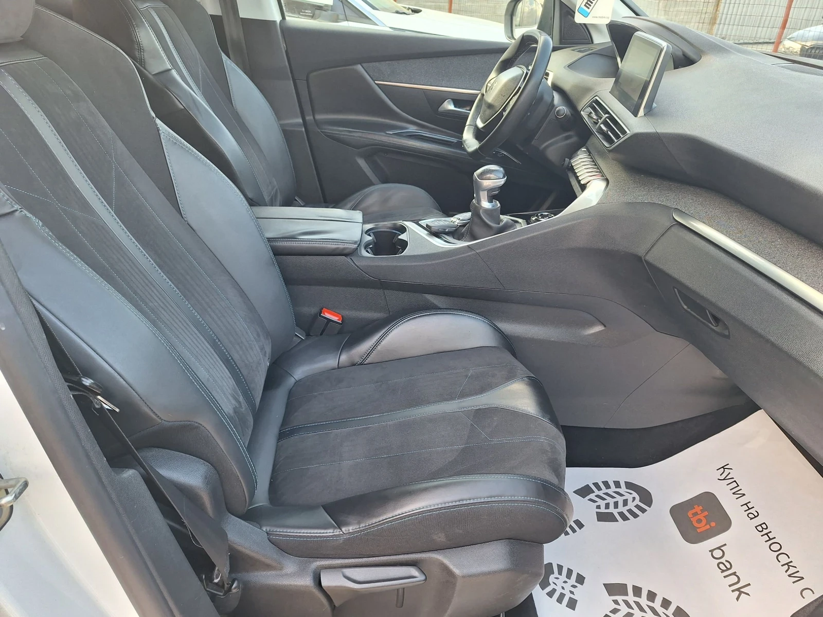 Peugeot 3008 1.6d* Нави/Камера/Кросуей/Старт-Стоп/Allure* , снимка 14 - Автомобили и джипове - 54552758