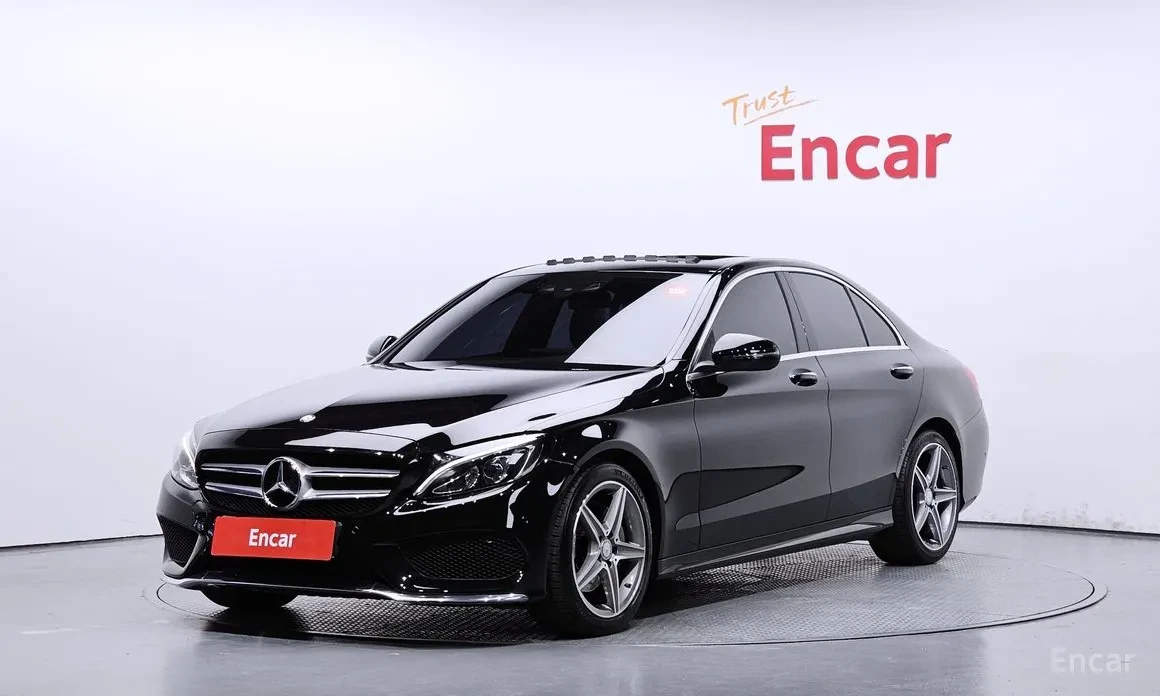 Mercedes-Benz C 200 AMG Line HEADS UP