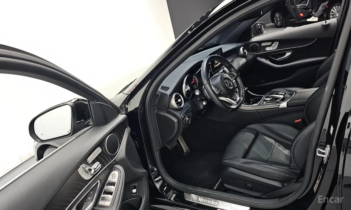 Mercedes-Benz C 200 AMG Line HEADS UP, снимка 9 - Автомобили и джипове - 54623312