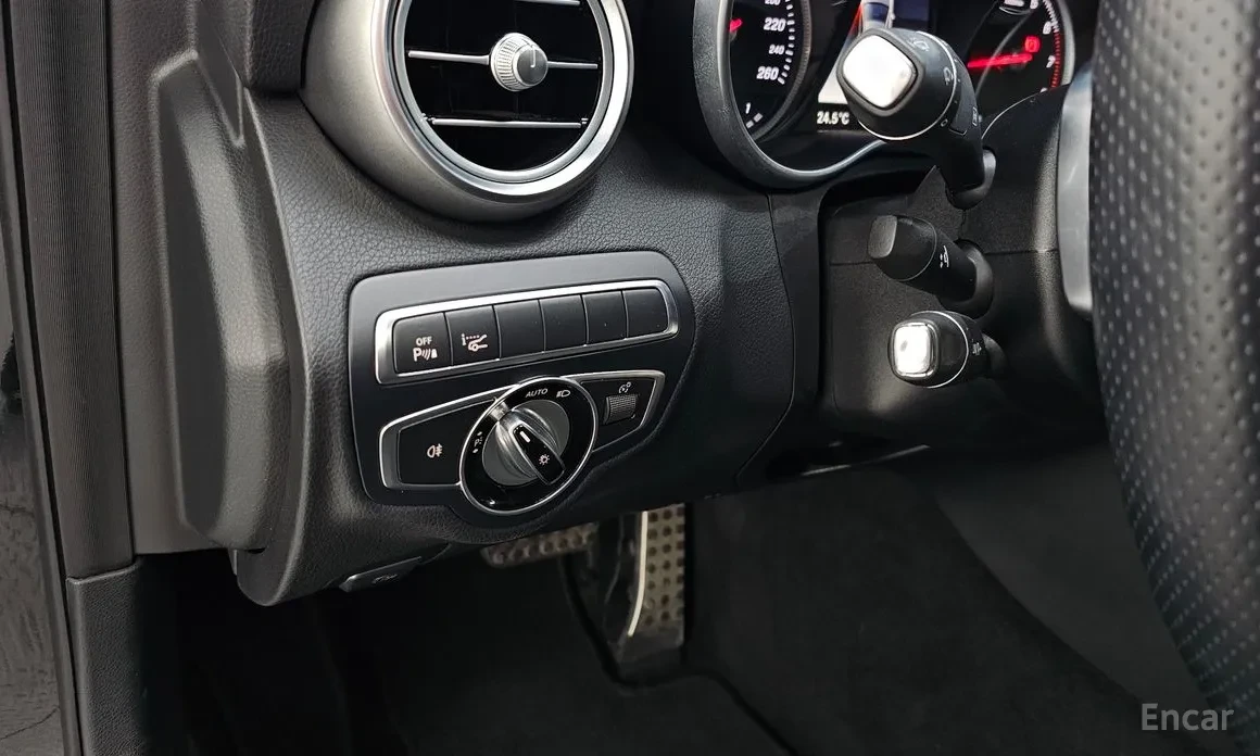 Mercedes-Benz C 200 AMG Line HEADS UP, снимка 15 - Автомобили и джипове - 54623312