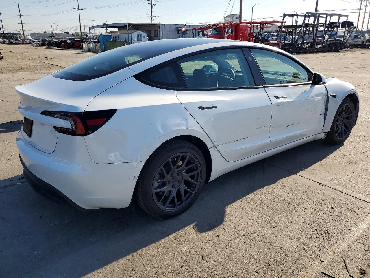 Tesla Model 3, снимка 3 - Автомобили и джипове - 54624048