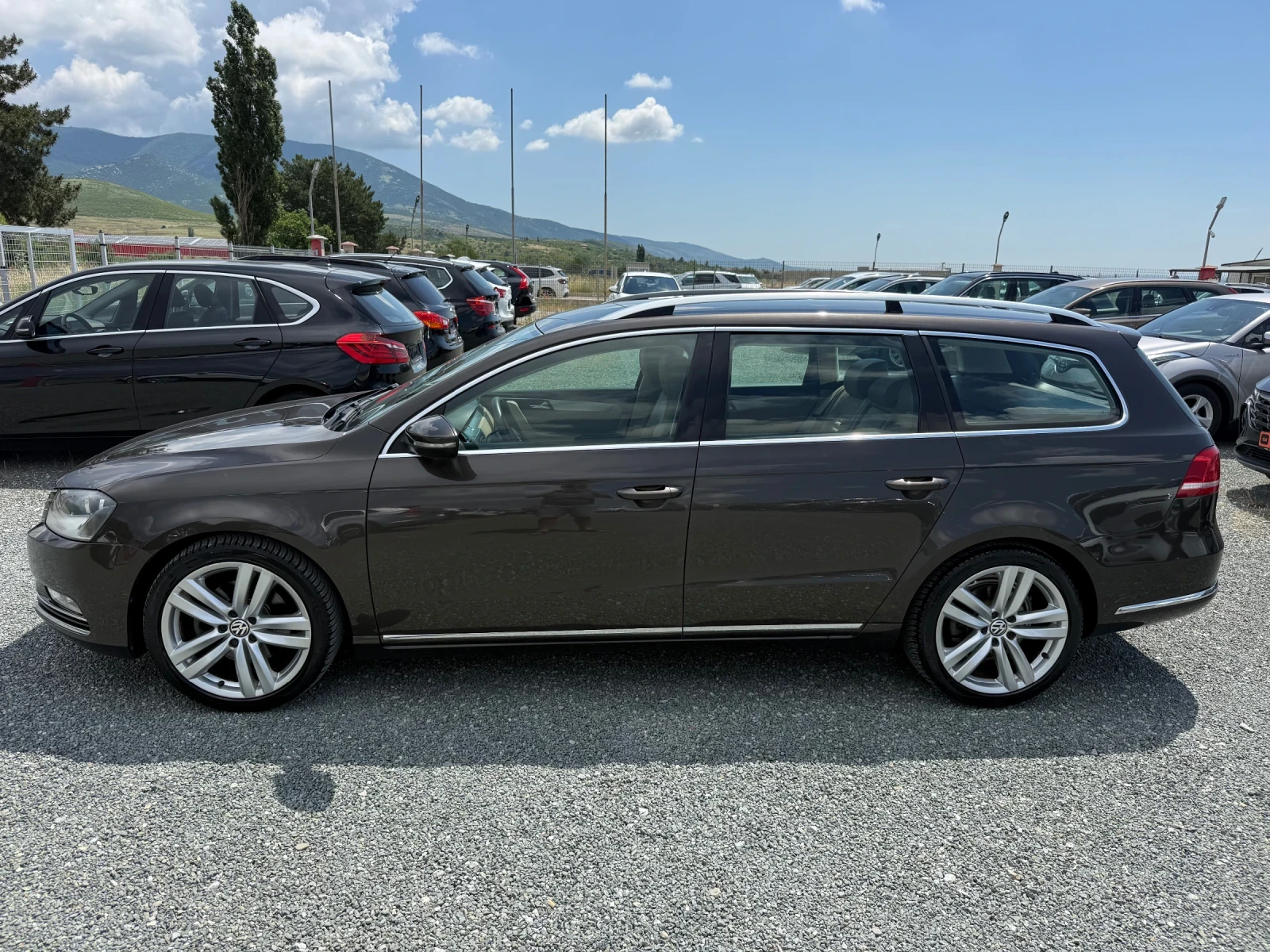 VW Passat (KATO НОВА), снимка 10 - Автомобили и джипове - 54837099